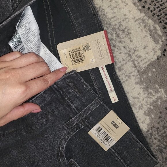 NWT Levi's 720 High Rise Super Skinny Jeans Size 24×30 - Picture 5 of 7
